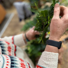 Load image into Gallery viewer, Winter solstice table centrepiece workshop 2025