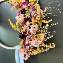 Load image into Gallery viewer, Everlasting DIY wreath kit
