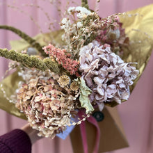 Load image into Gallery viewer, &#39;savour the season&#39; everlasting floral box
