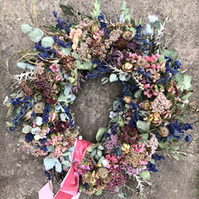 Load image into Gallery viewer, alchemilla floral bespoke dried wreath
